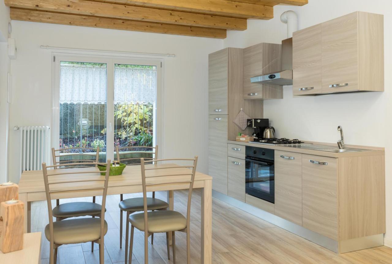 Residenze Lariane Lejlighed Colico Eksteriør billede